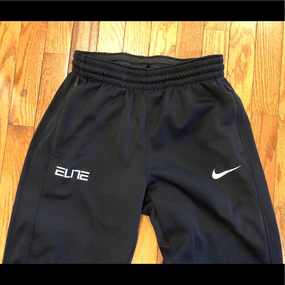 ⭐️women’s nike elite joggers